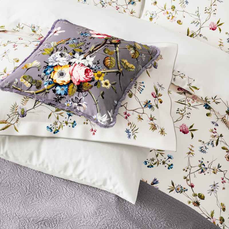Renaissance Garden Stonewash Throw by V&A in Mauve Grey