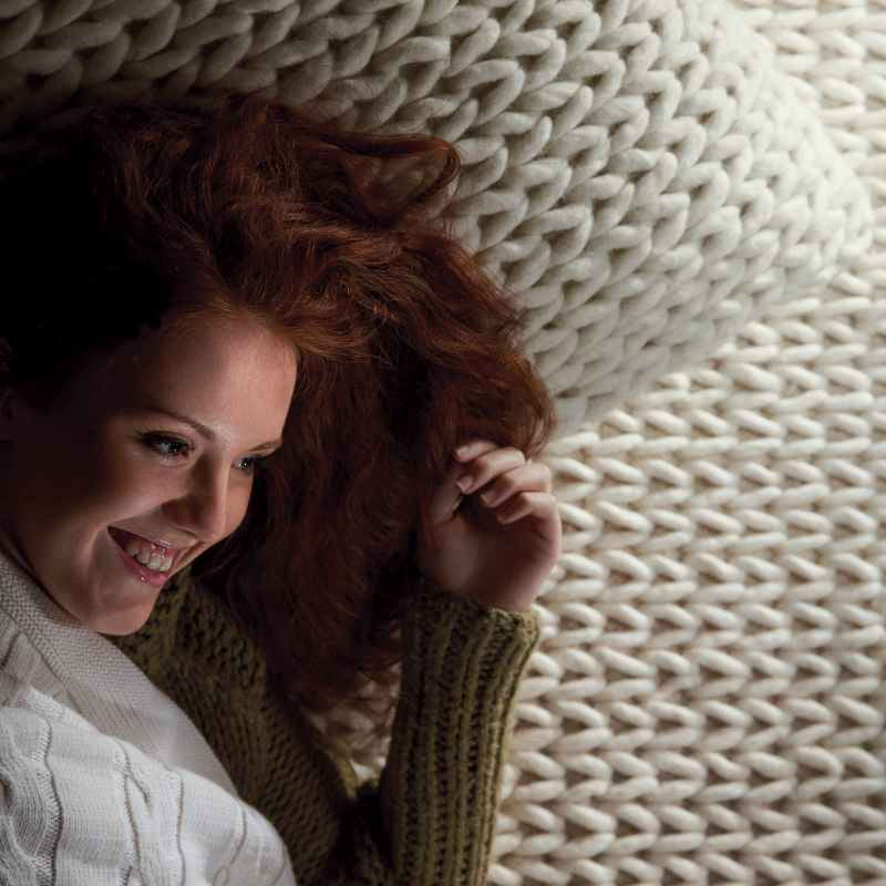 Fusion Plain Modern Chunky Knit Wool Rugs in Ivory