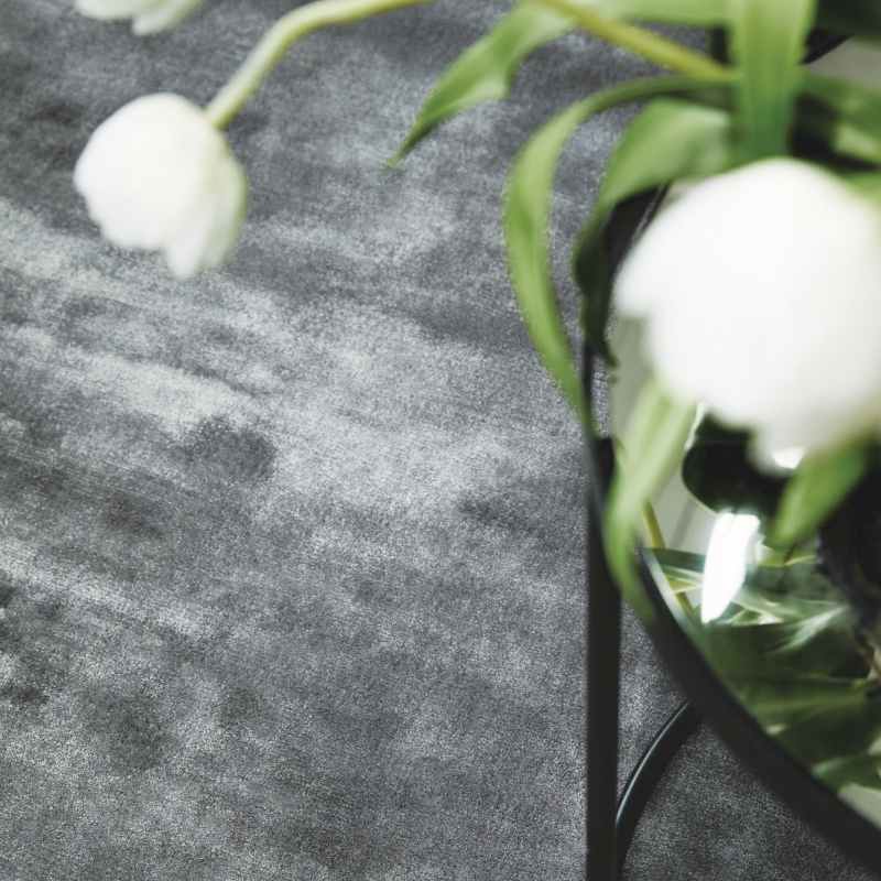 Karma Plain Viscose rugs in Fossil Grey