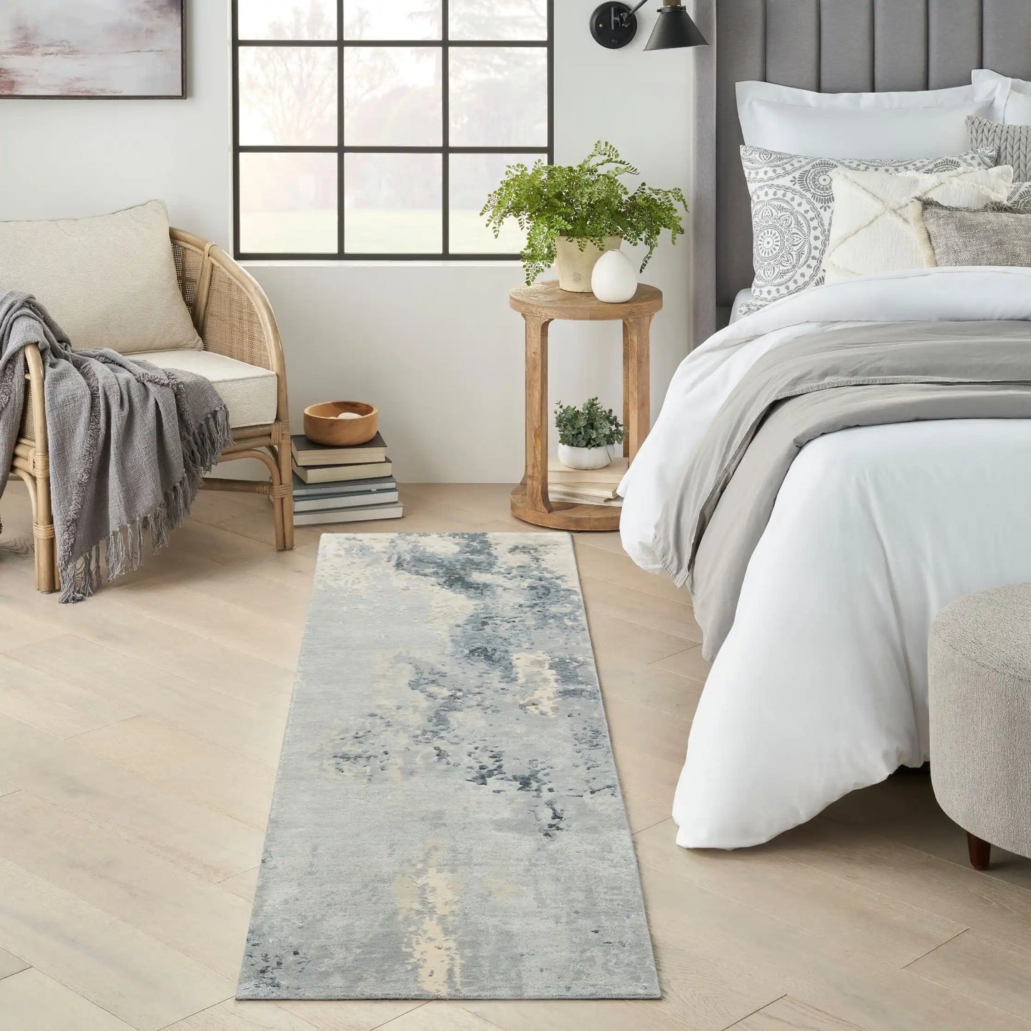 Silk Shadows SHA21 Blue Sky Rug RS