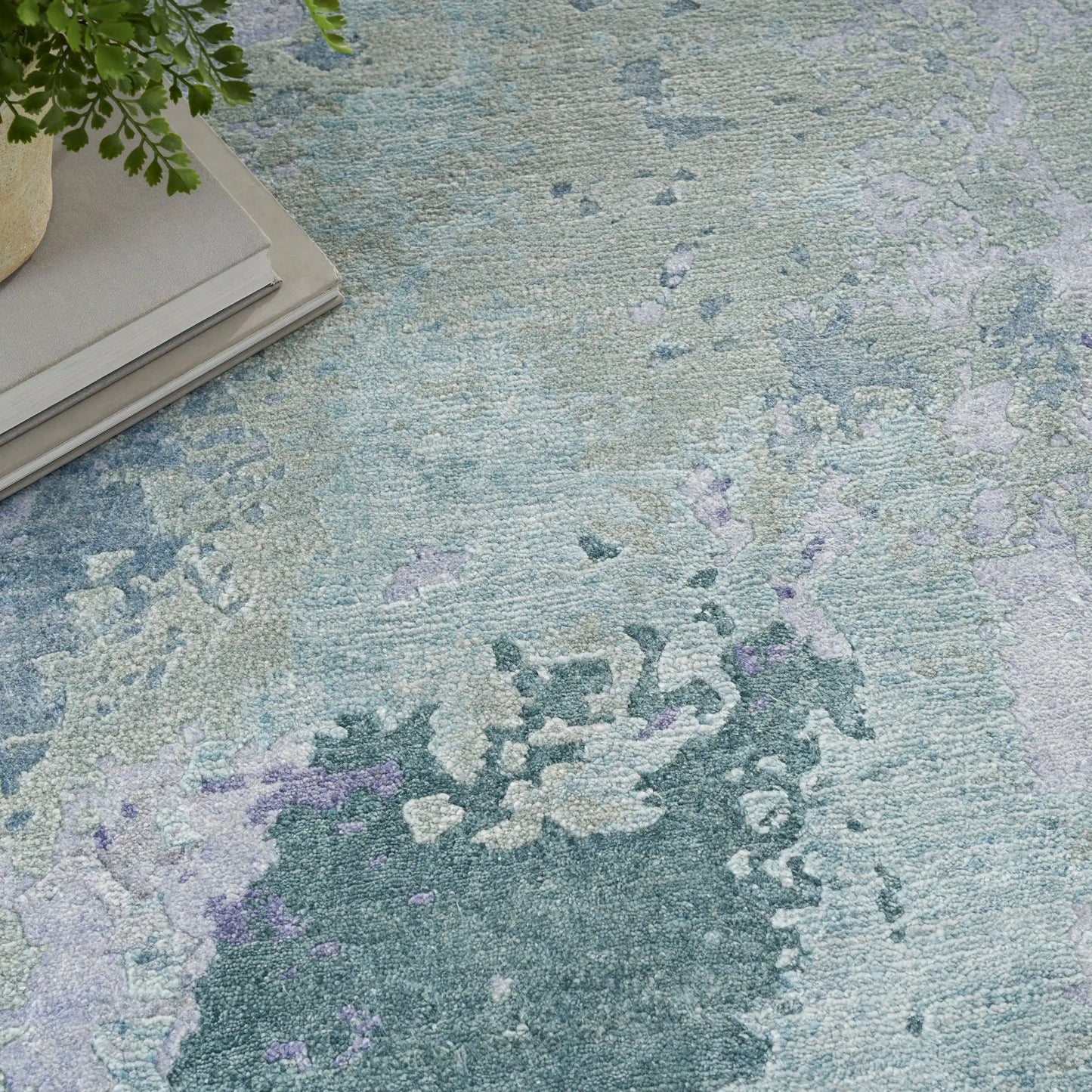 Silk Shadows SHA22 Blue Green Rug RS