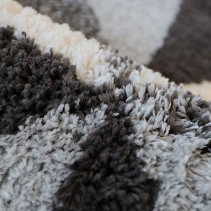 Snug Scandi Shaggy Geometric Rugs in Grey