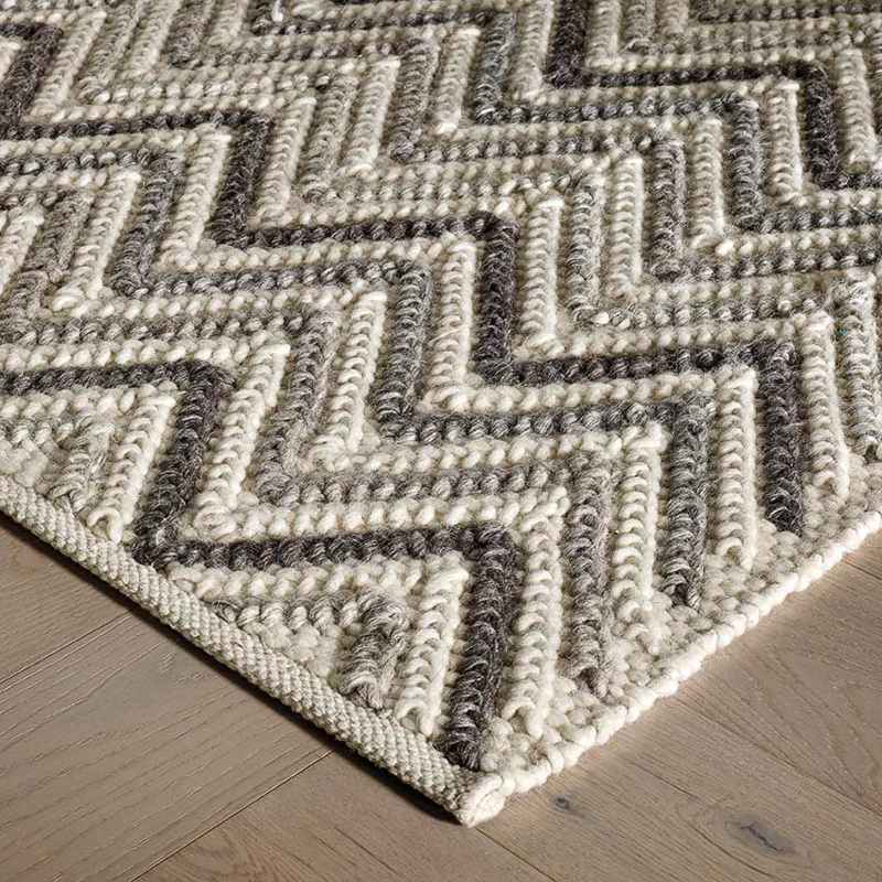 Savannah Chevron Wool Rug in Cream and Natural