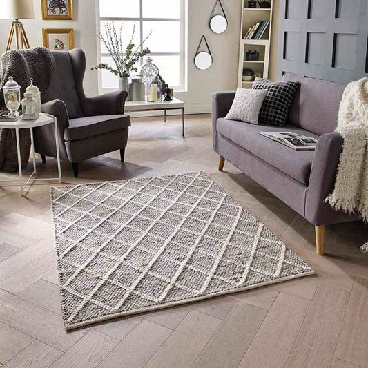 Savannah Trellis Wool Rug in Grey