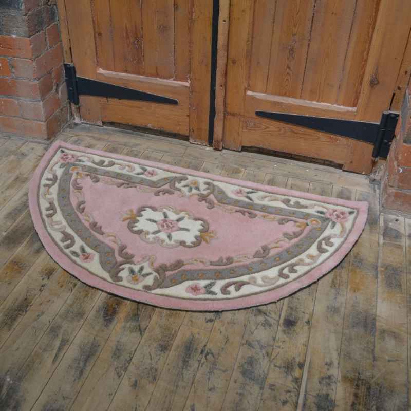 Shensi Traditional Half Moon Rugs in Rose Pink – The Rug Seller