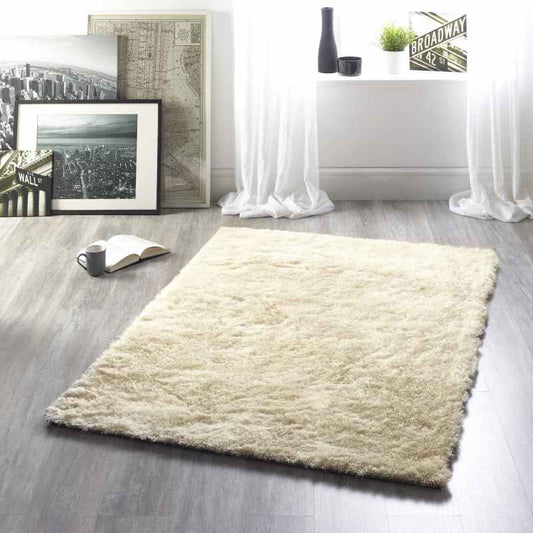 Shimmer Shaggy Lustrous Rugs in Champagne
