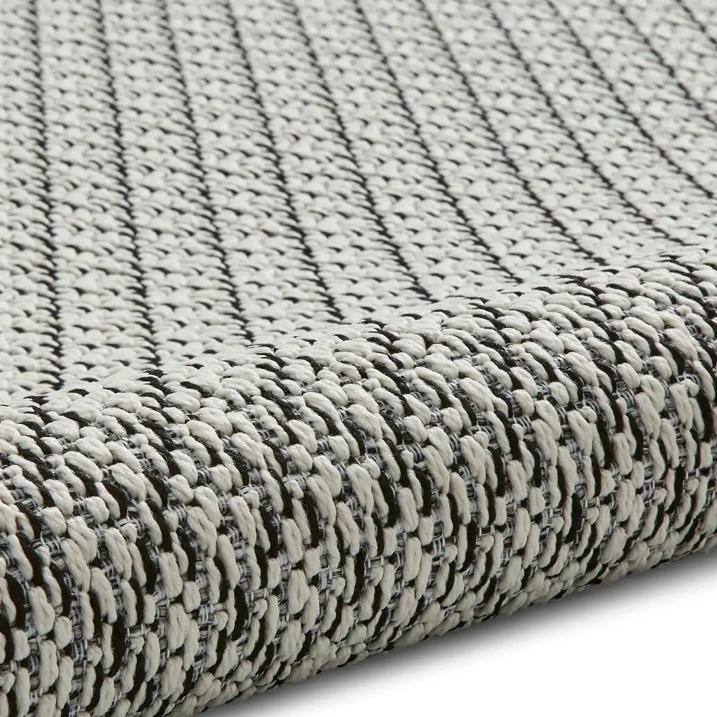 Stitch Outdoor Stitch 9683 Ivory Black Rug RS