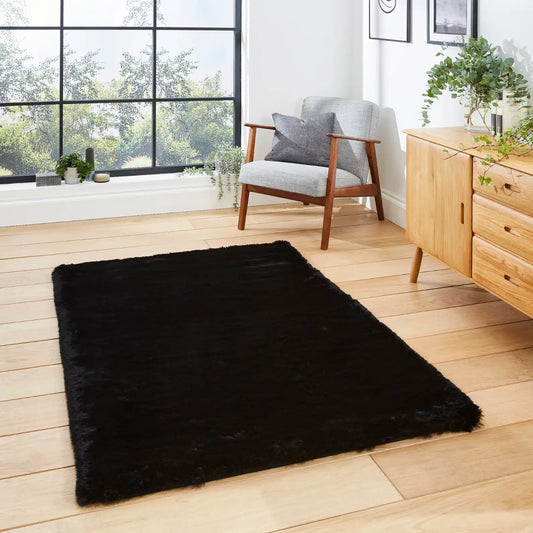 Super Teddy Black Rug RS
