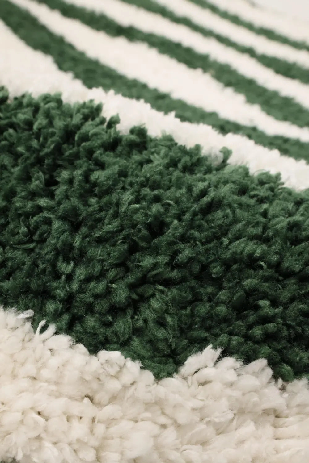 TWIST PULSE RUG GREEN RS