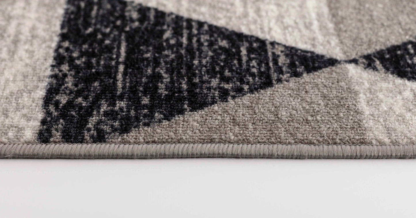 Washable Gel-Back Havana Triangle Grey Rug