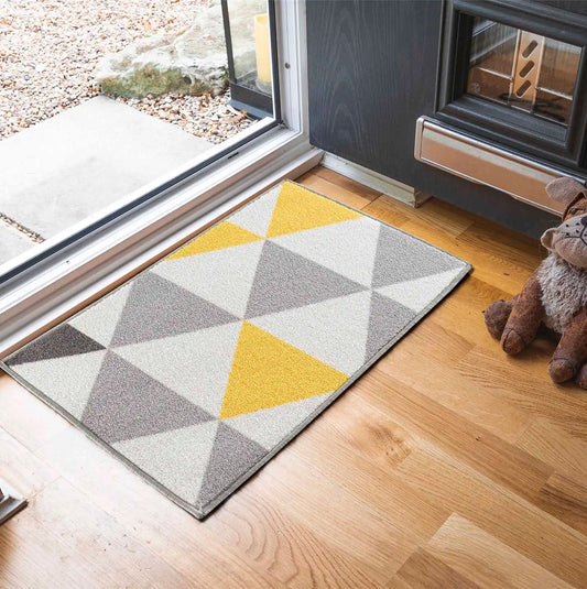 Washable Gel-Back Havana Triangle Light Gold Rug