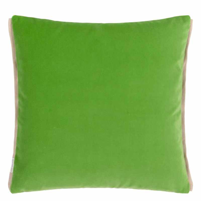 Designers Guild Varese Plain Cushion in Fuchsia Malachite