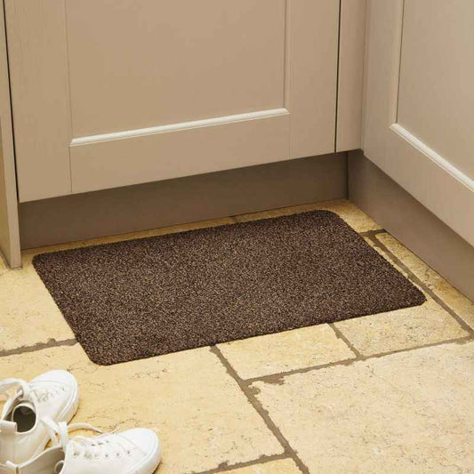 Washable Cotton-Rich Doormat in Brown