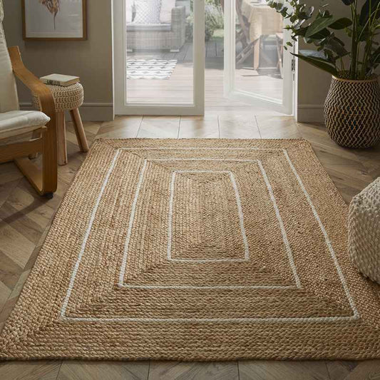 Natural Border Prestbury Hand Braided Jute Rug in Natural