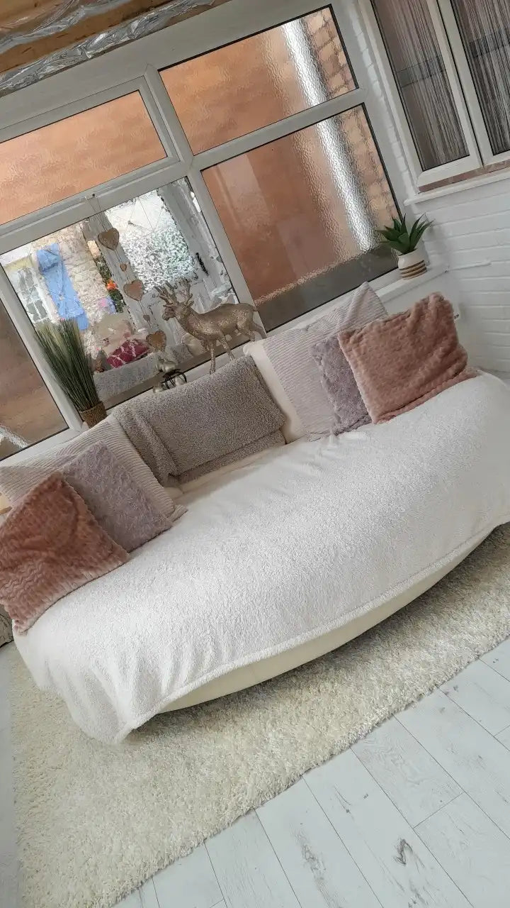 Oxford 912 Ivory Rug