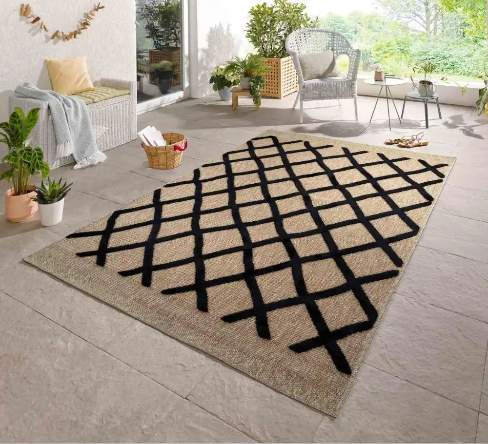 Harper Outdoor Diamond Black Rug