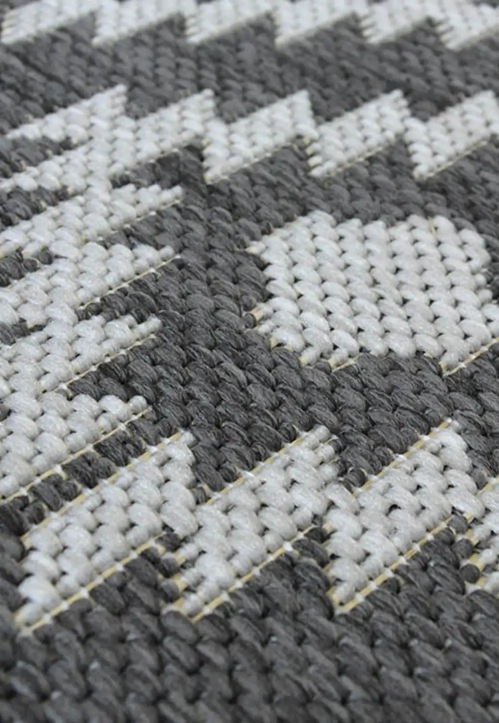 County Indoor Outdoor Genesis SILVER Rug RS