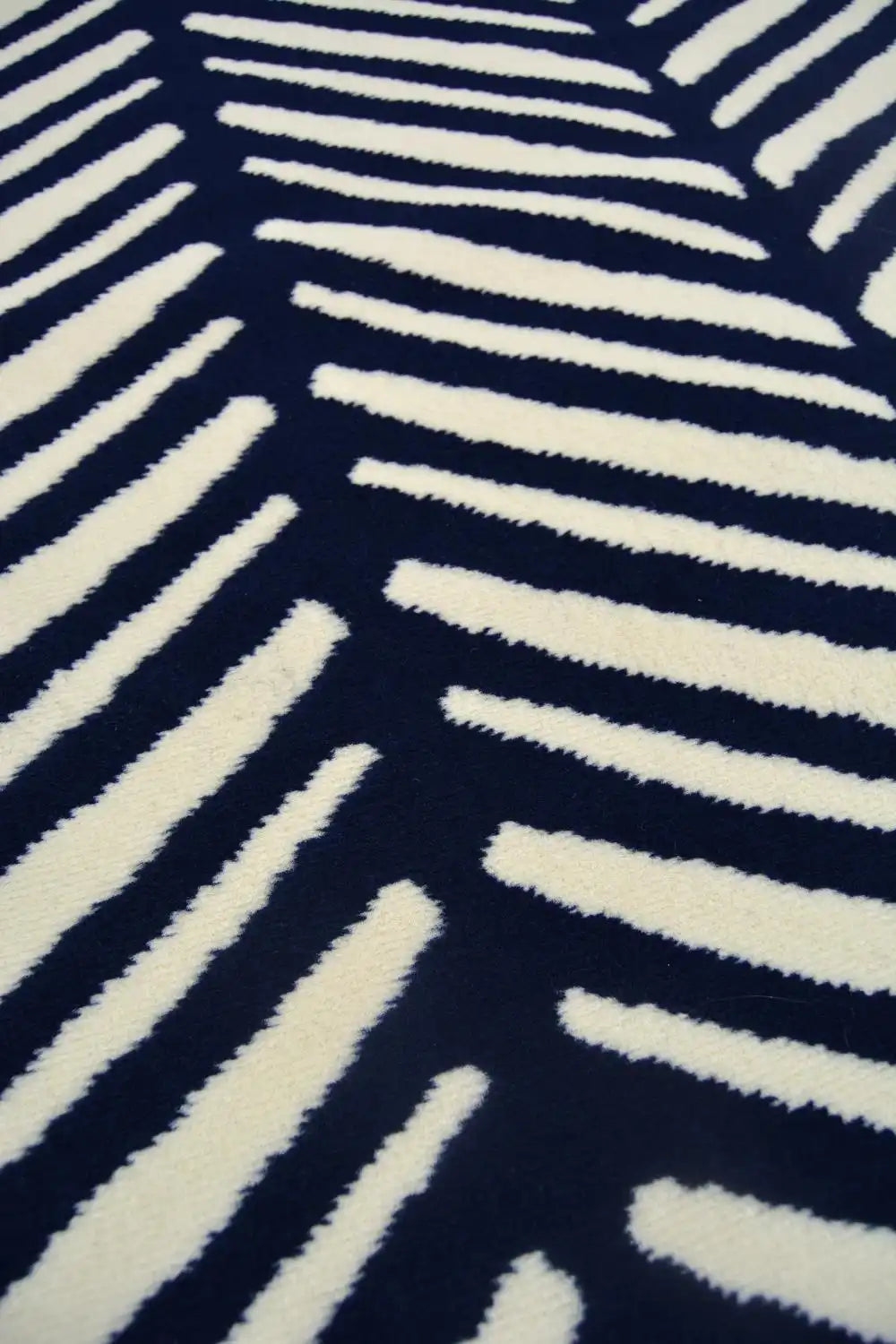Maestro HERRINGBONE NAVY Rug RS