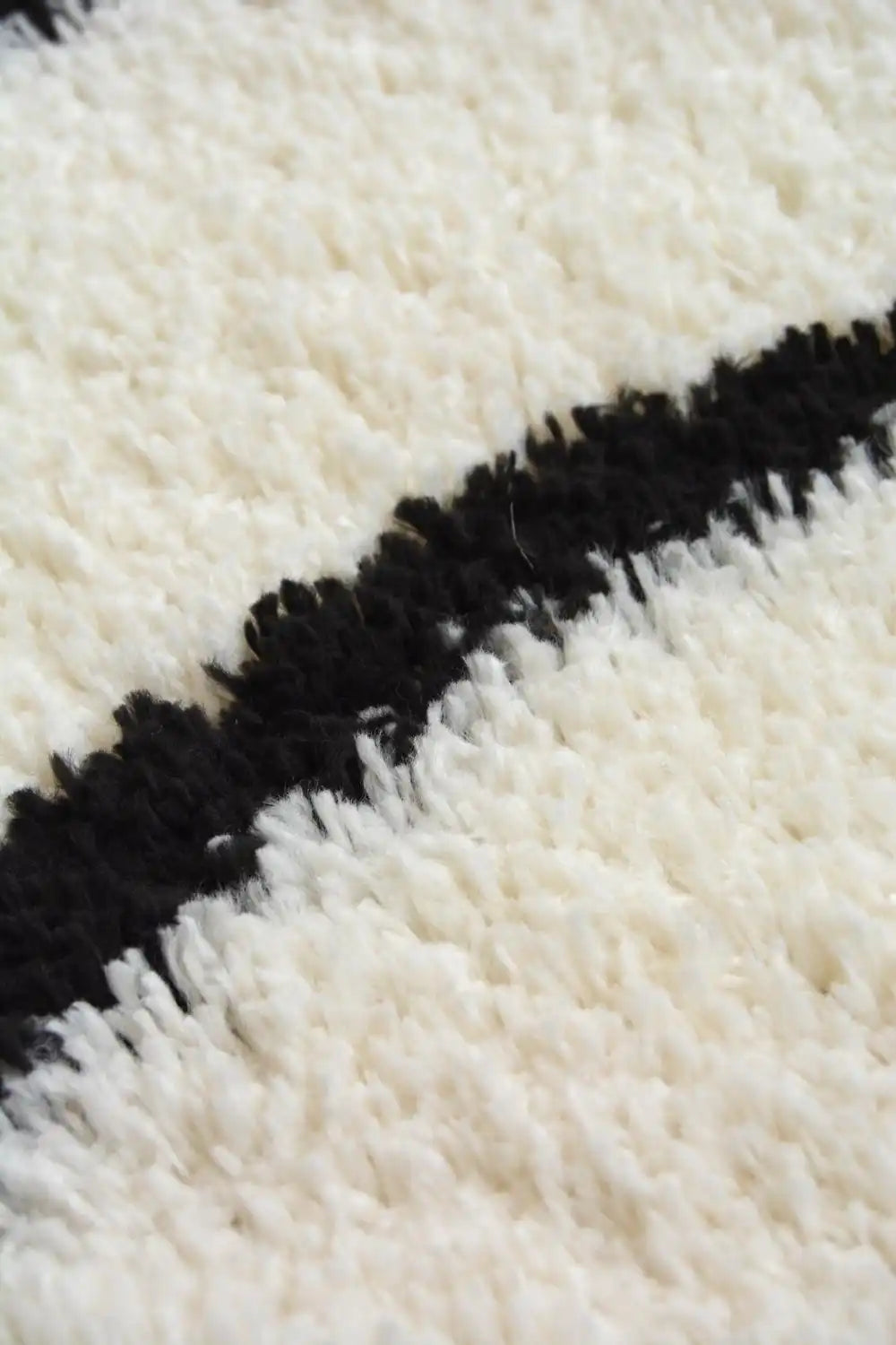 Snug Melrose ISO BLACK Rug RS
