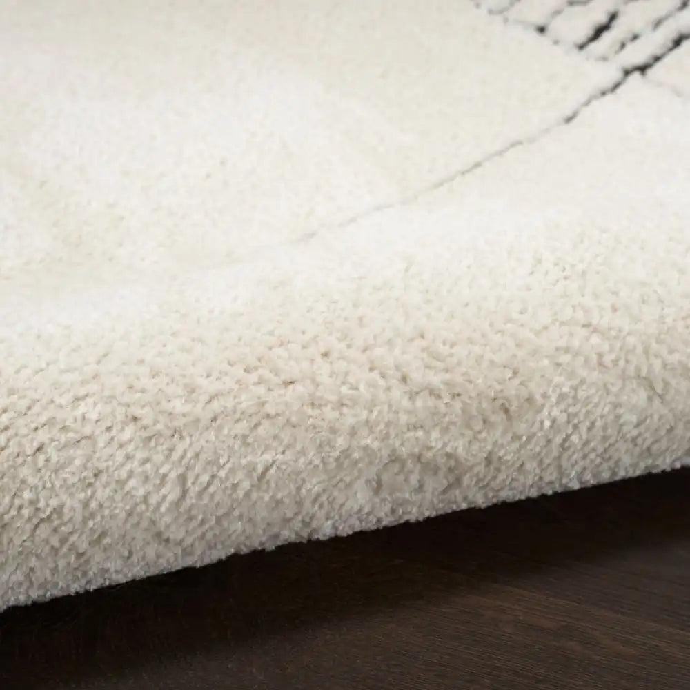 Modern Comfort MNC02 Ivory Black Rug RS