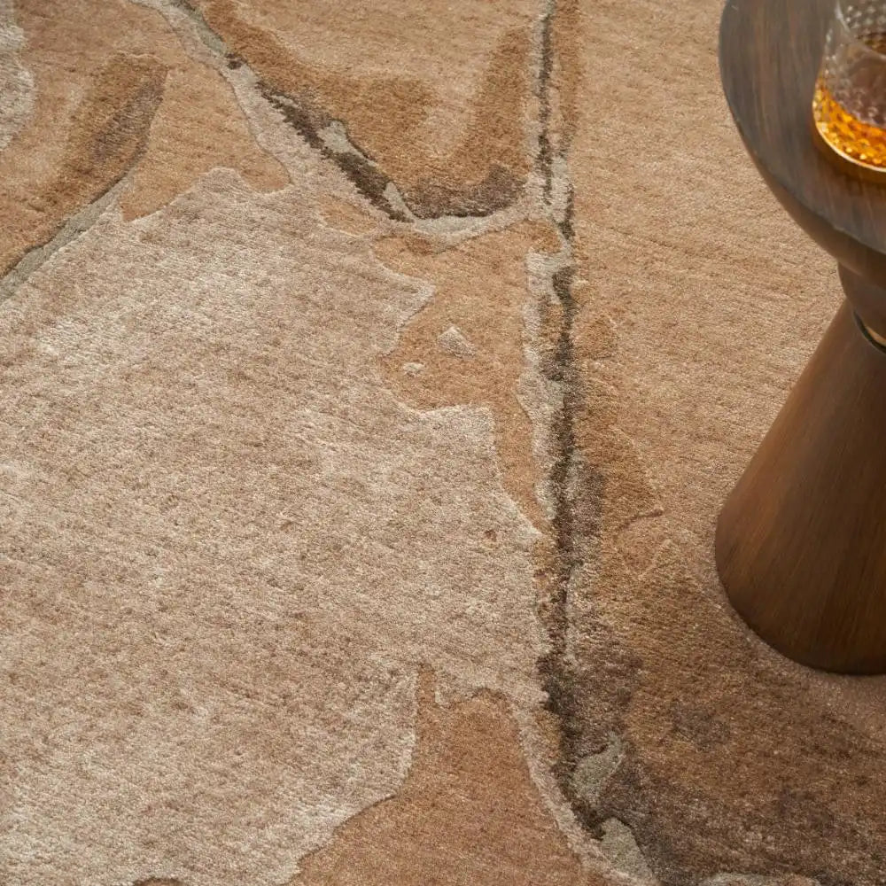 Silk Shadows SHA24 Beige Silver Rug RS
