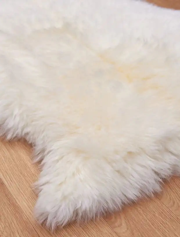 Asiatic sheepskin white sheepskin Ivory Living Room Wool Rug.